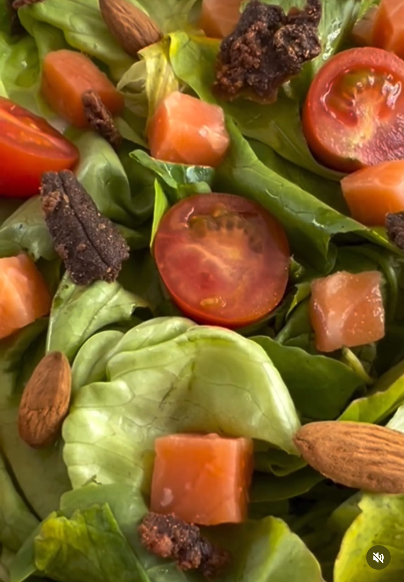 Ensalada de Salmón con AFIKO
